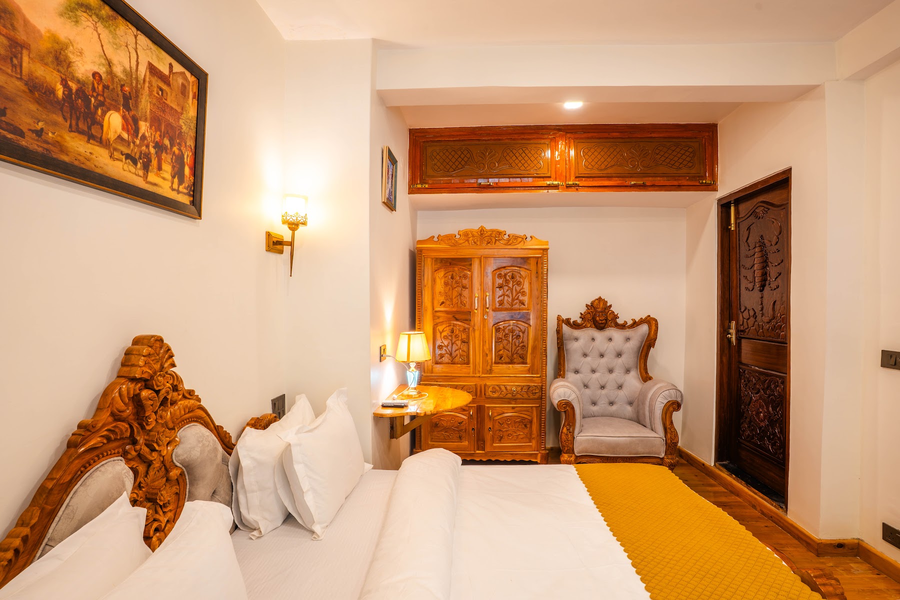 Beds in the second bedroom of the Courtyard Suite